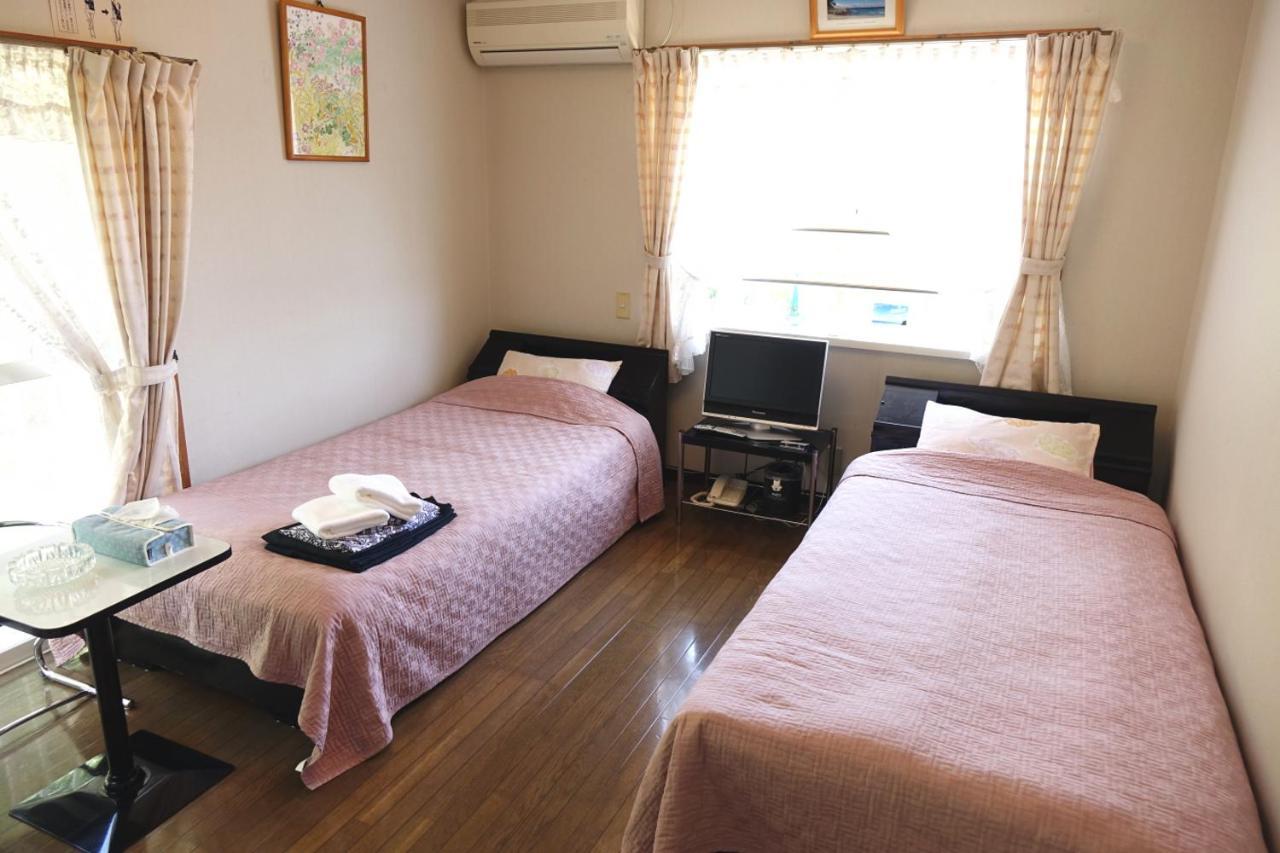 Hotel ペンション桜家 à Shimoda  Extérieur photo